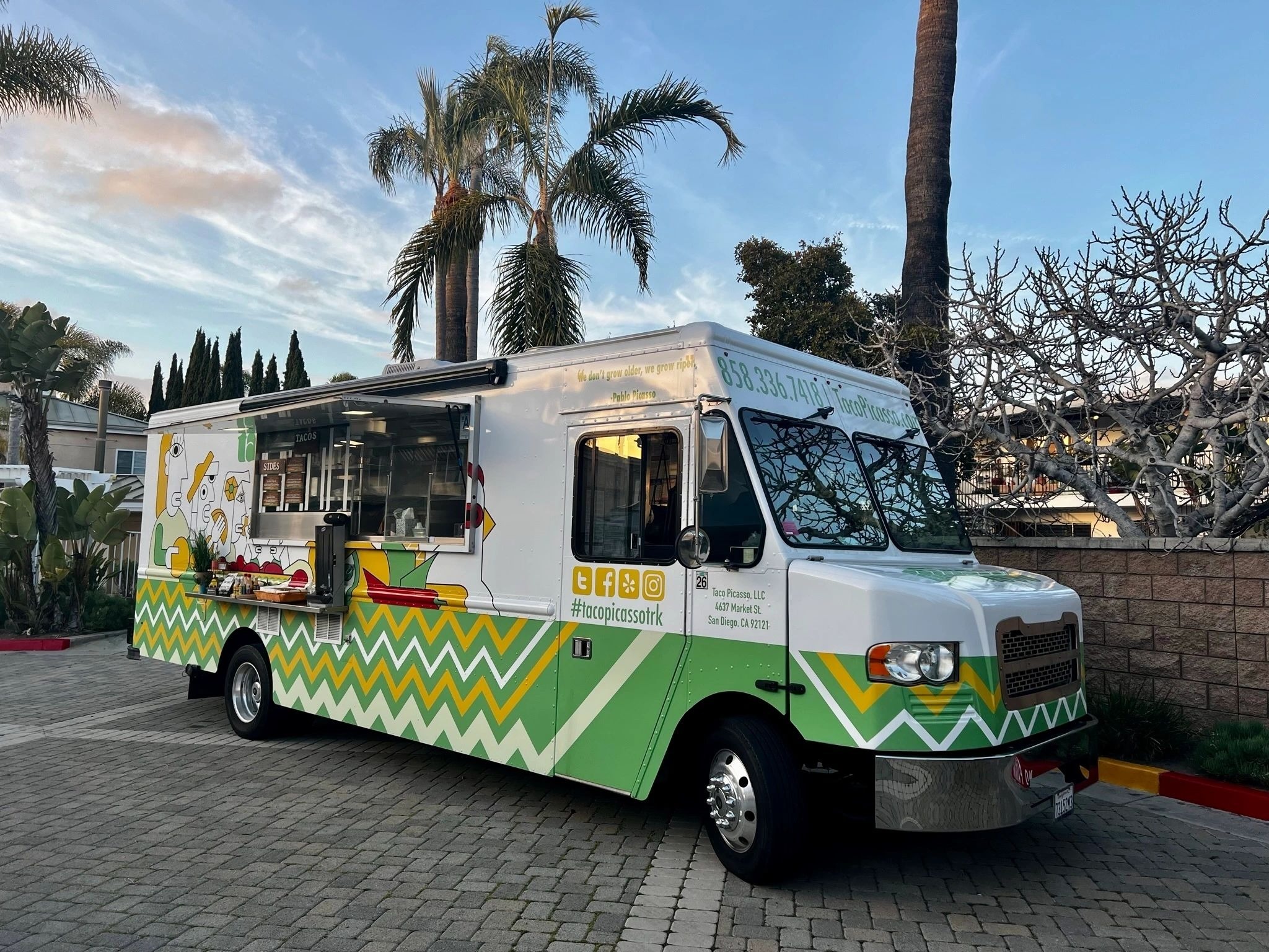 Navigating the World of Mobile Food Service